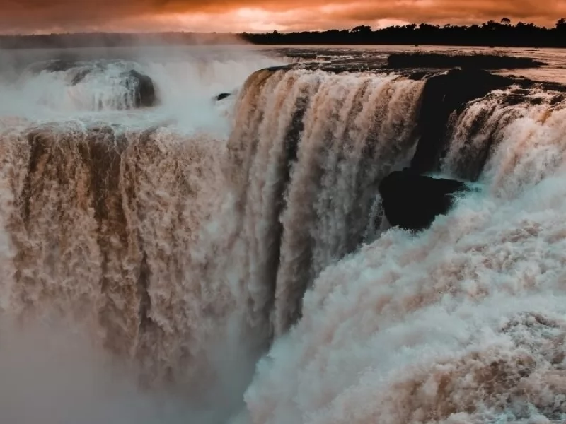 Iguazu Falls in Argentina & Brazil 